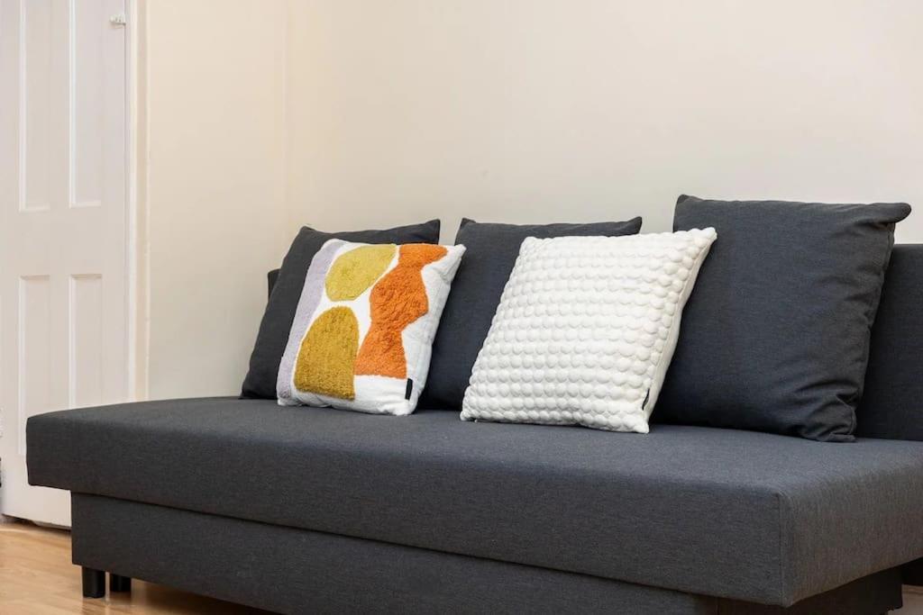 Tranquil 1Br In South Bank With Onsite Parking Apartment London Exterior photo