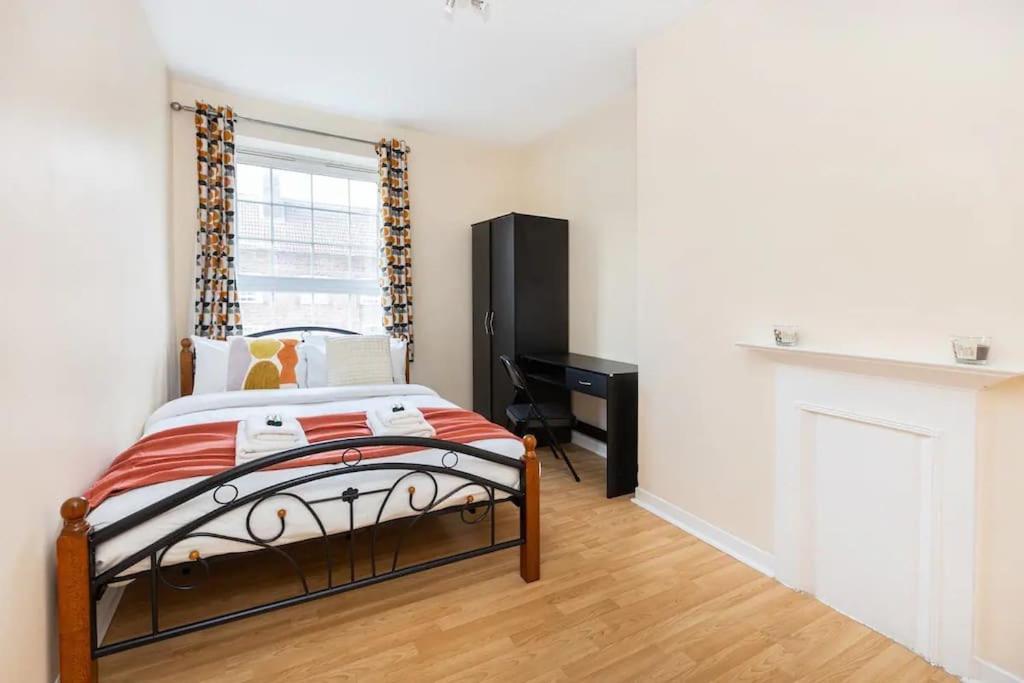 Tranquil 1Br In South Bank With Onsite Parking Apartment London Exterior photo