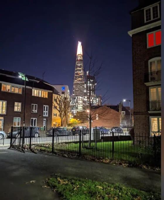 Tranquil 1Br In South Bank With Onsite Parking Apartment London Exterior photo